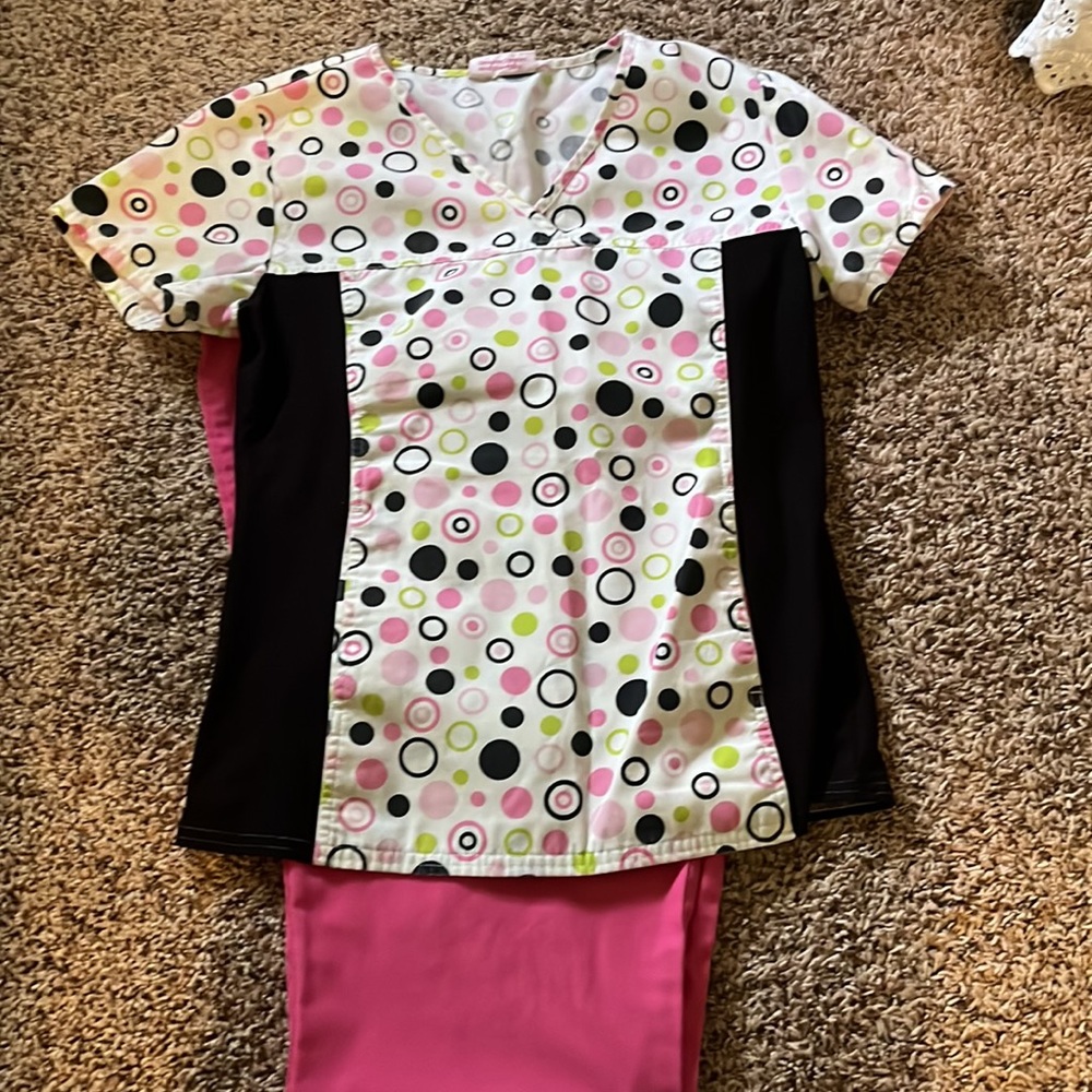 Scrub set - Picture 2 of 3